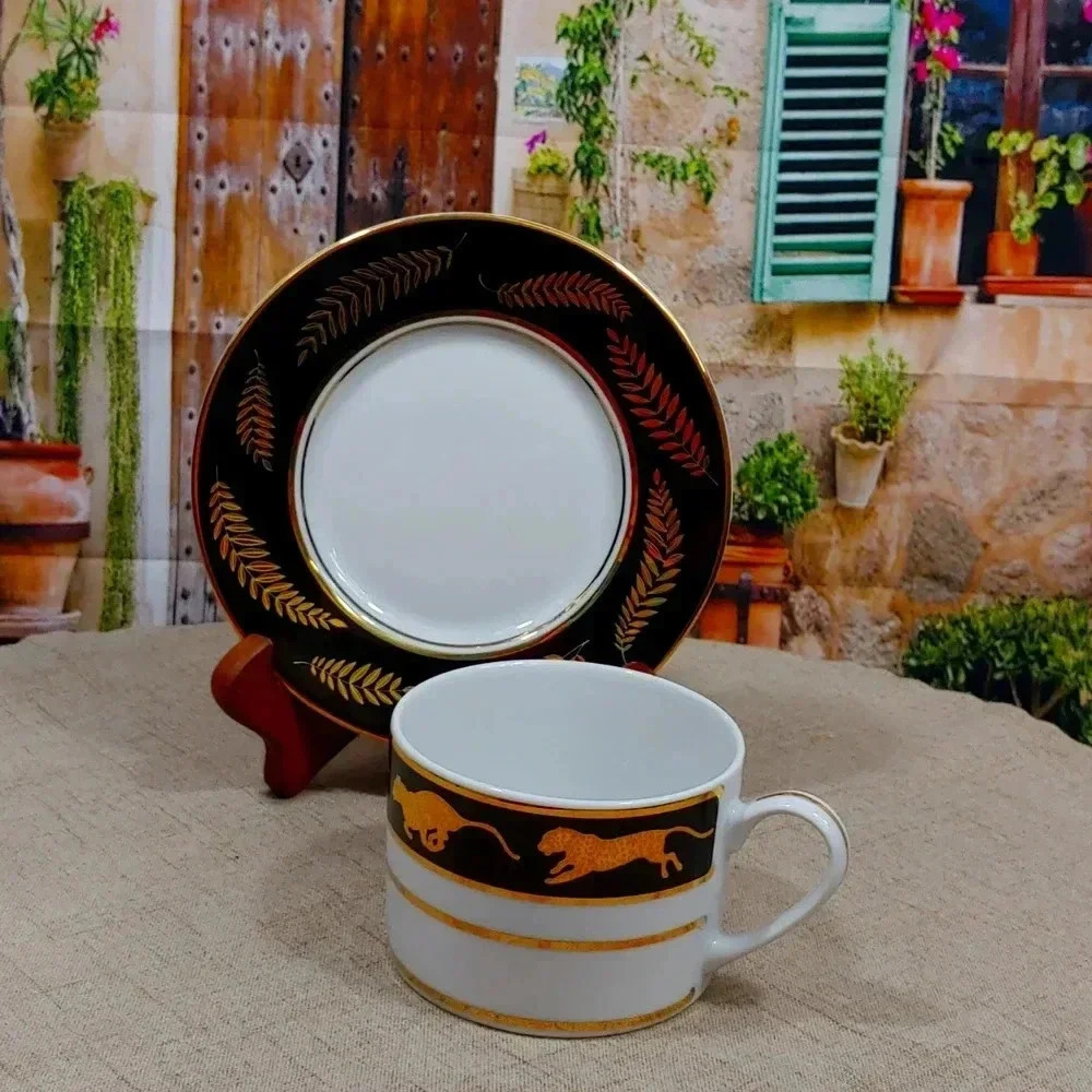 Vintage 1998 Lynn Chase Jaguar Gold